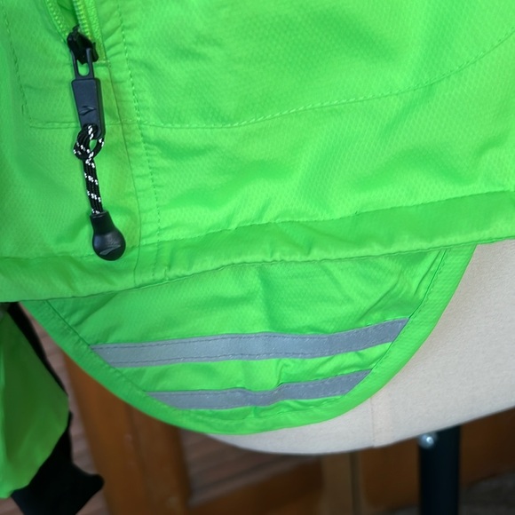 Brooks Shelter Technology running jacket L large lime green - Picture 7 of 9